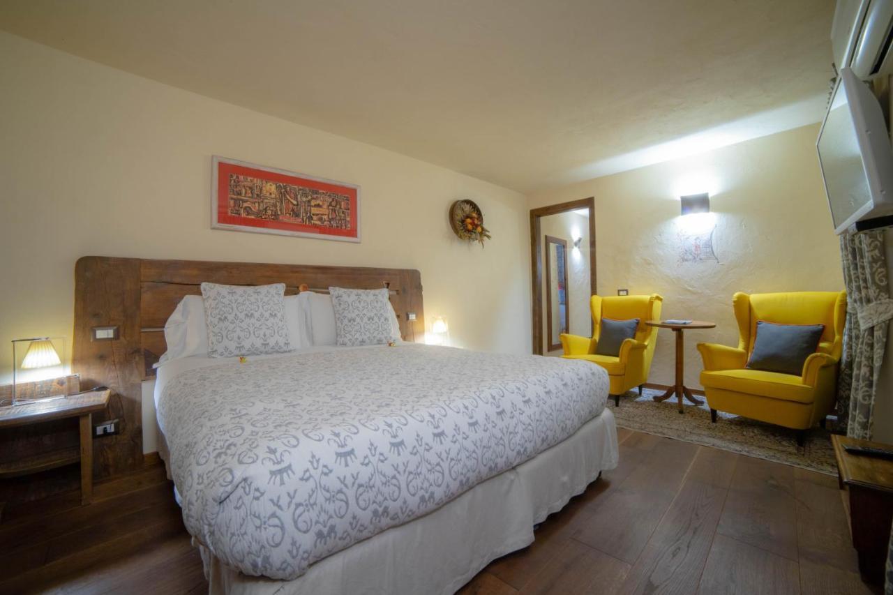 Hotel Domus Antica Aosta Zewnętrze zdjęcie